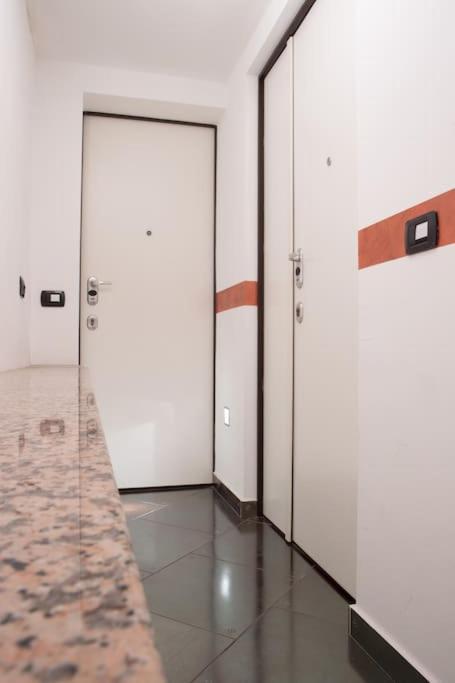 Comfortable Flat In Porta Romana Milan Luaran gambar